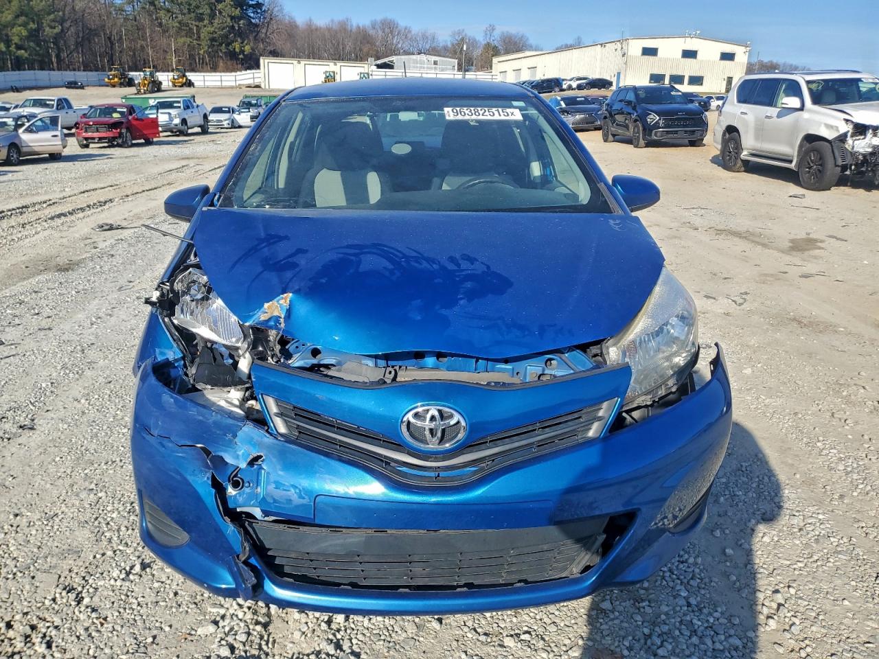 2012 TOYOTA YARIS photo 5