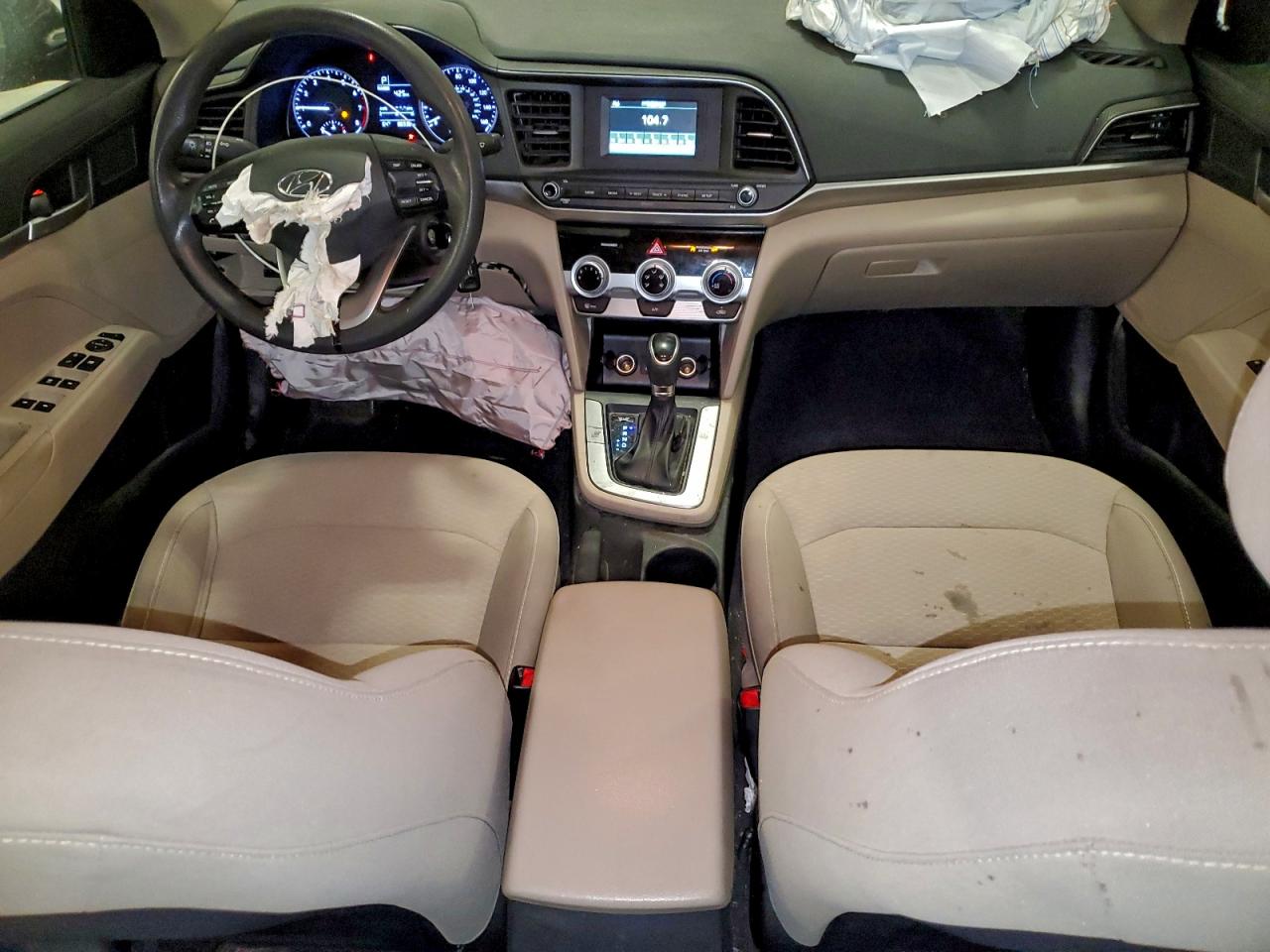 2019 HYUNDAI ELANTRA SE photo 15