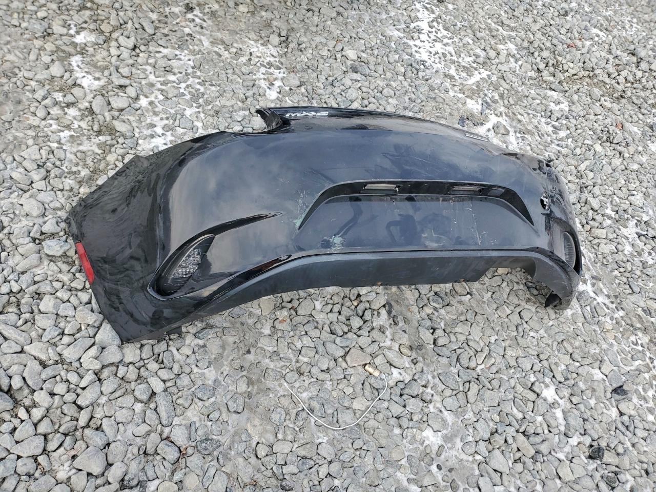2019 TOYOTA CAMRY L photo 34