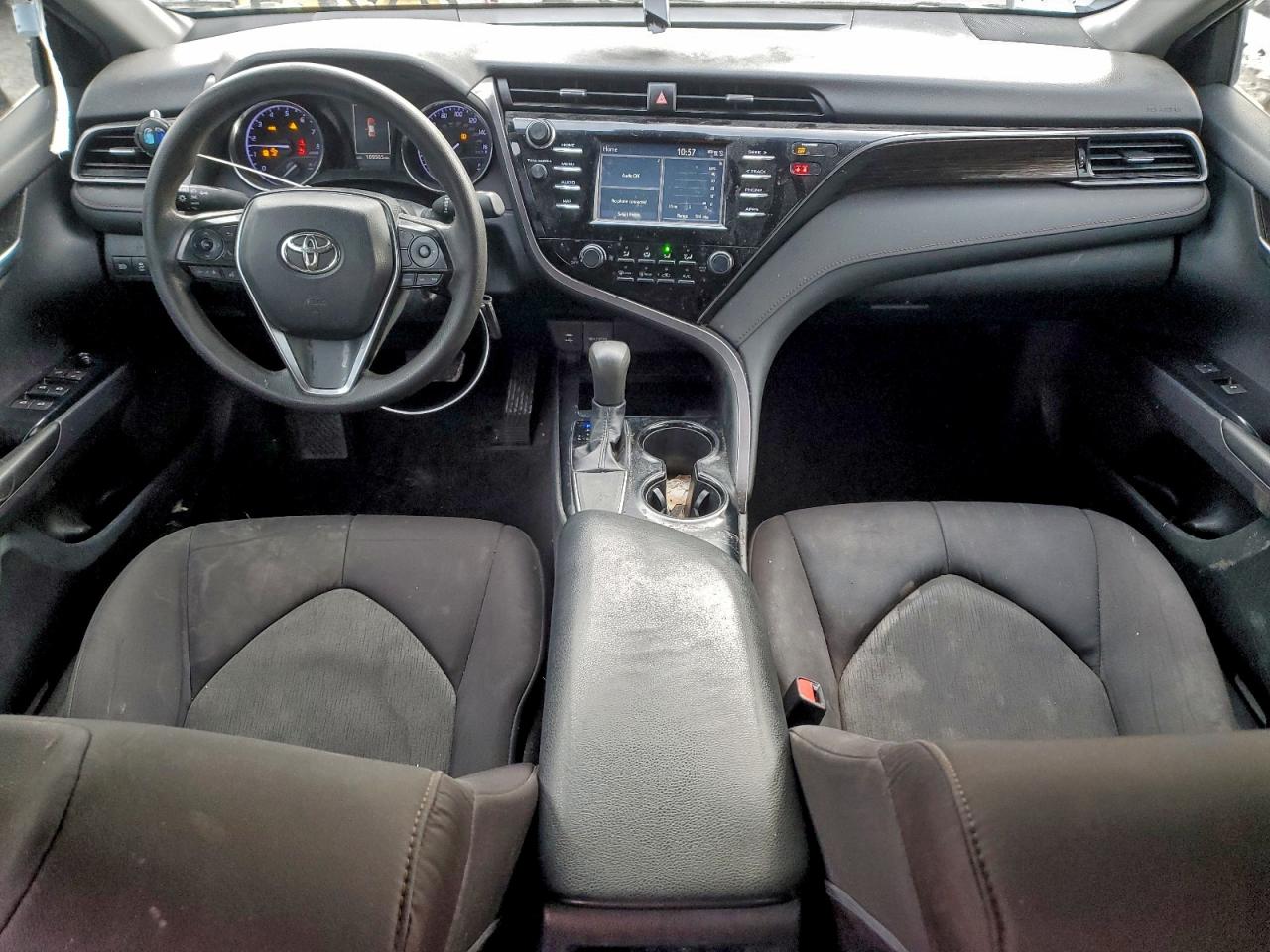 2019 TOYOTA CAMRY L photo 22