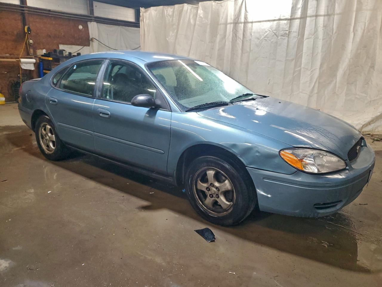 2005 FORD TAURUS SE photo 4