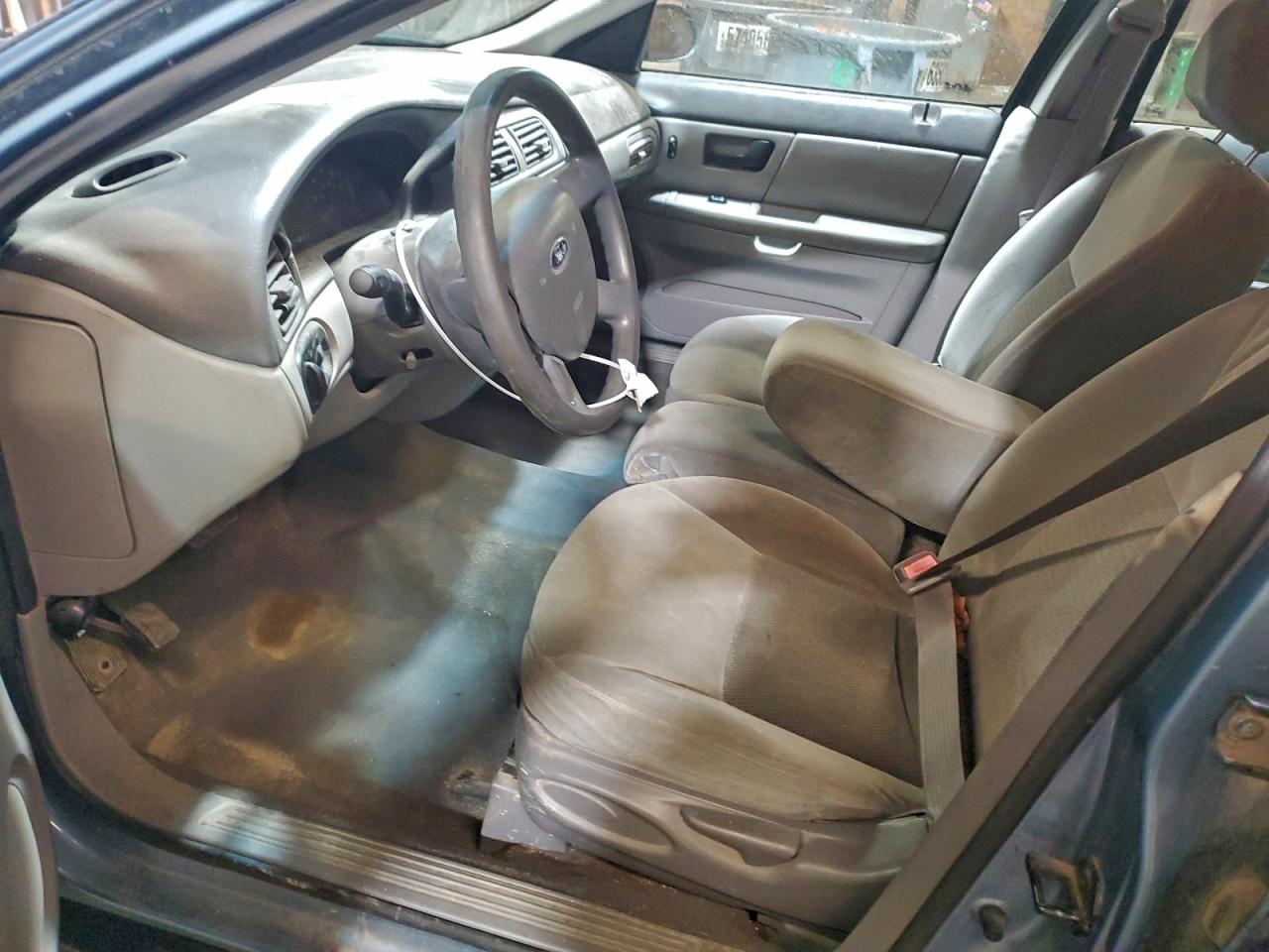 2005 FORD TAURUS SE photo 7