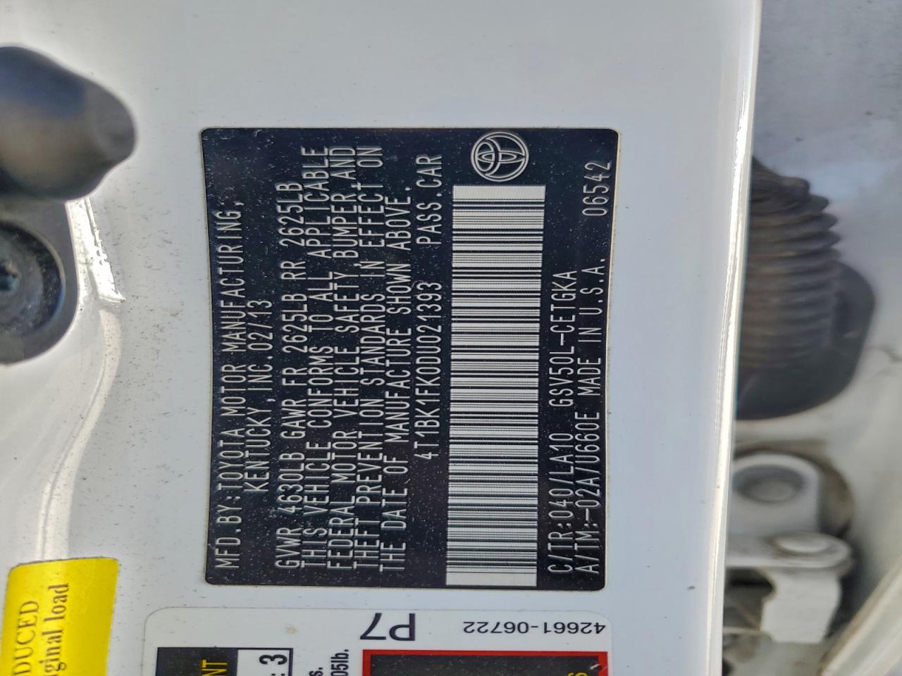 2013 TOYOTA CAMRY SE photo 12