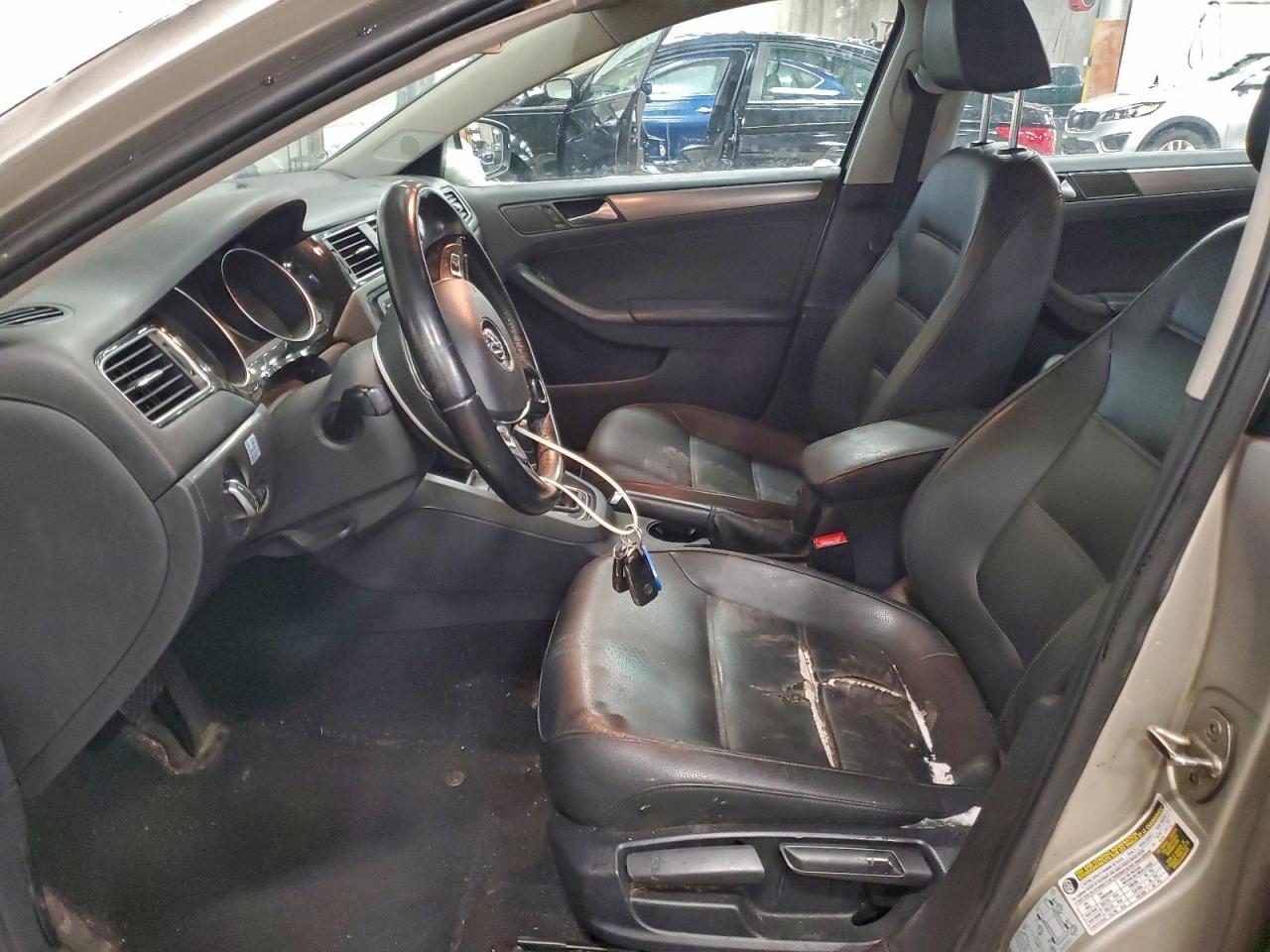 2015 VOLKSWAGEN JETTA TDI photo 7