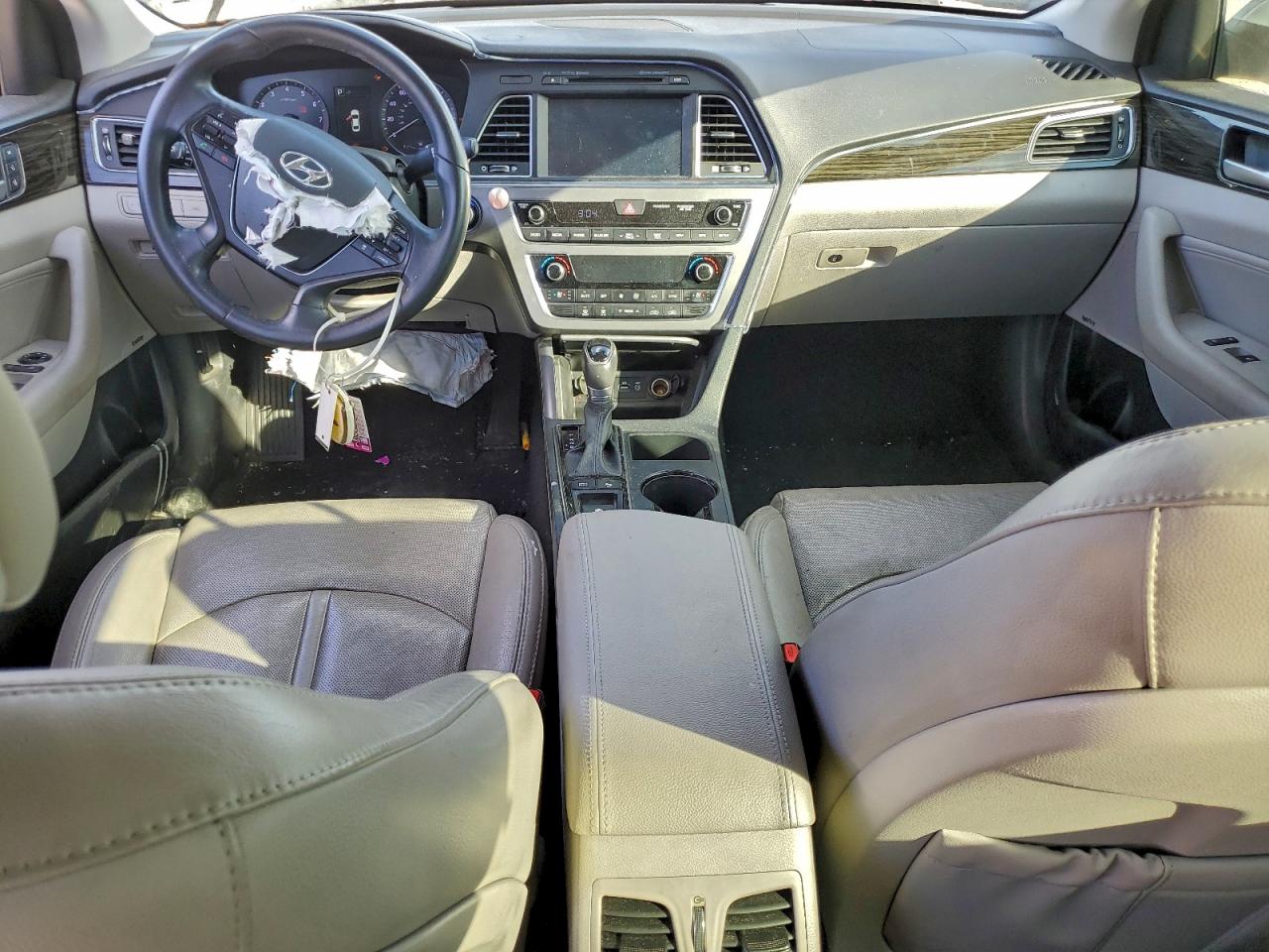 2017 HYUNDAI SONATA SPORT photo 8