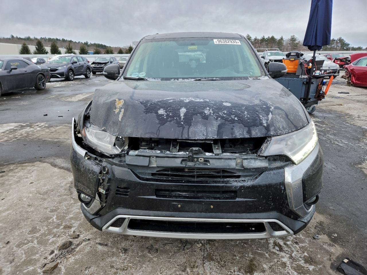 2019 MITSUBISHI OUTLANDER SE photo 5