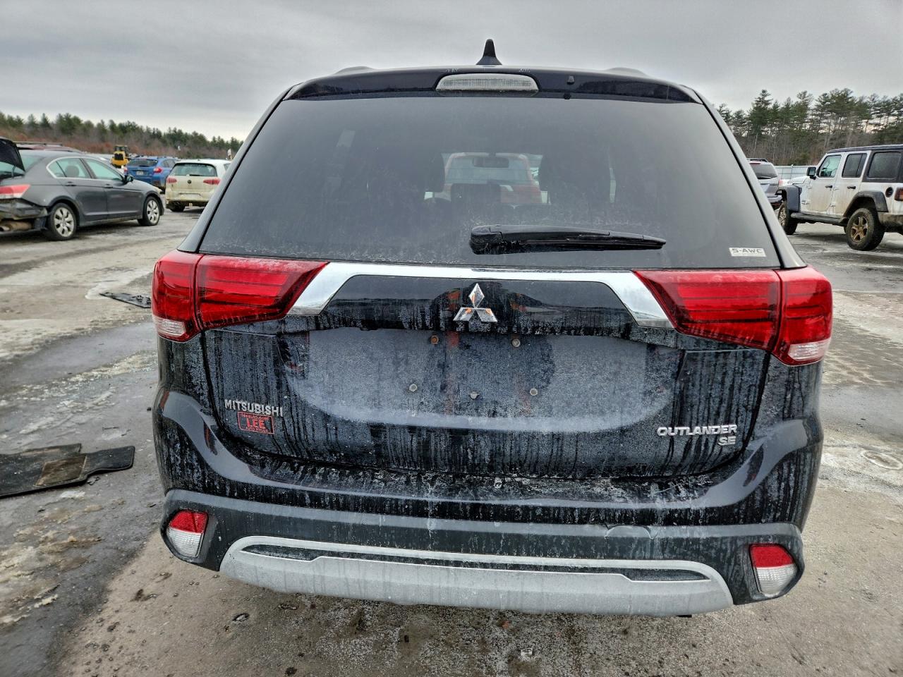2019 MITSUBISHI OUTLANDER SE photo 6
