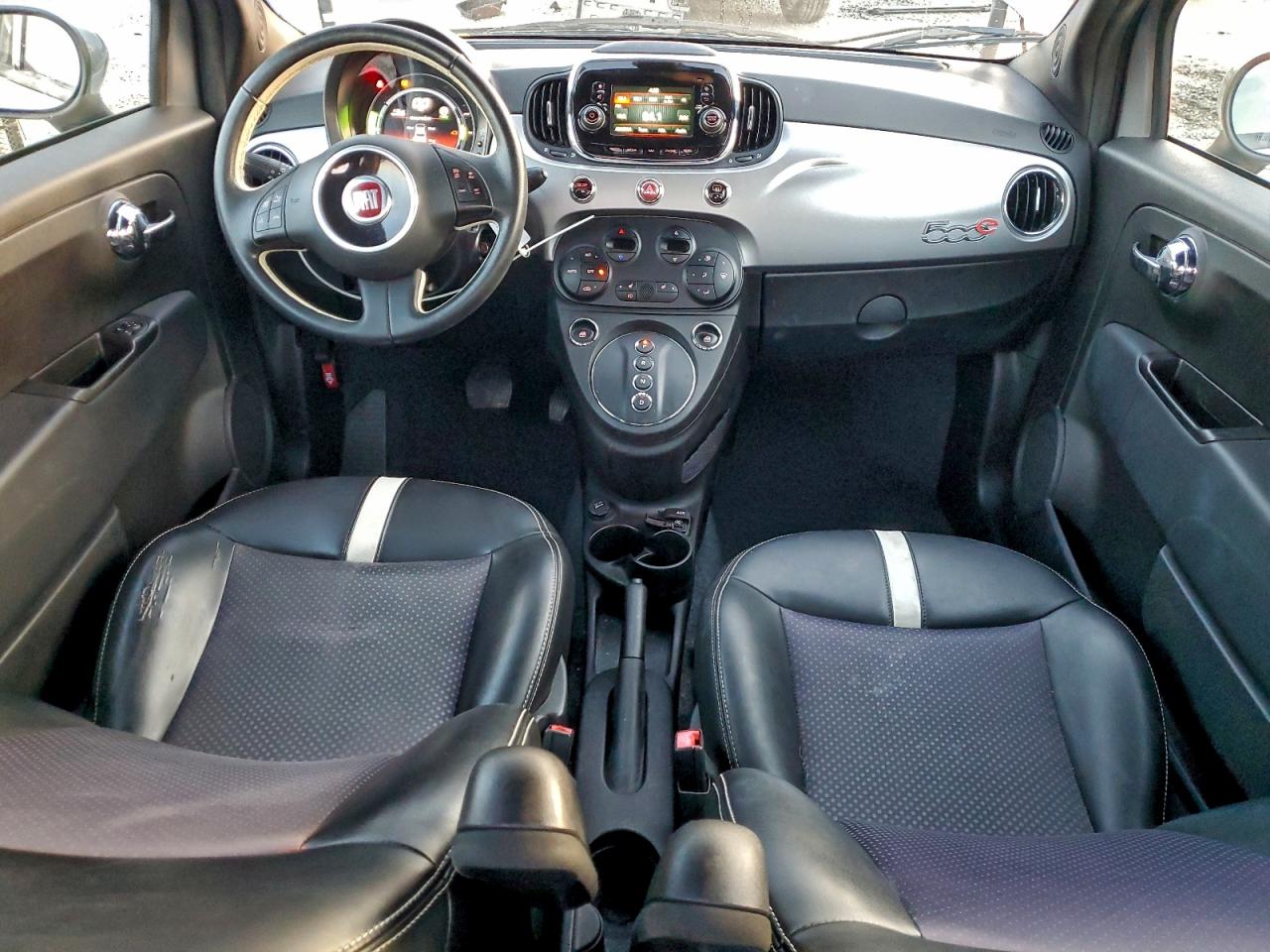 2017 FIAT 500 ELECTRIC photo 8