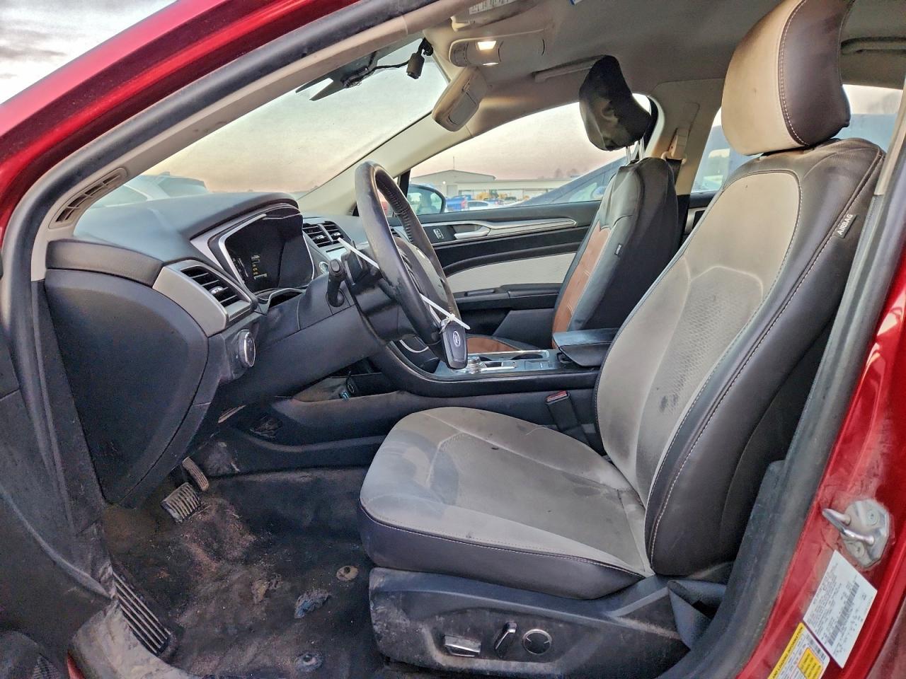 2019 FORD FUSION SE photo 7