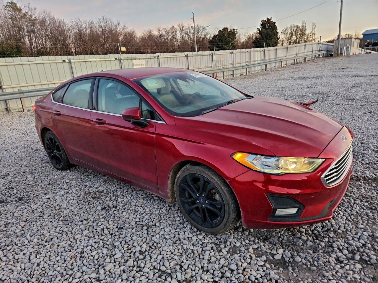 2019 FORD FUSION SE photo 4