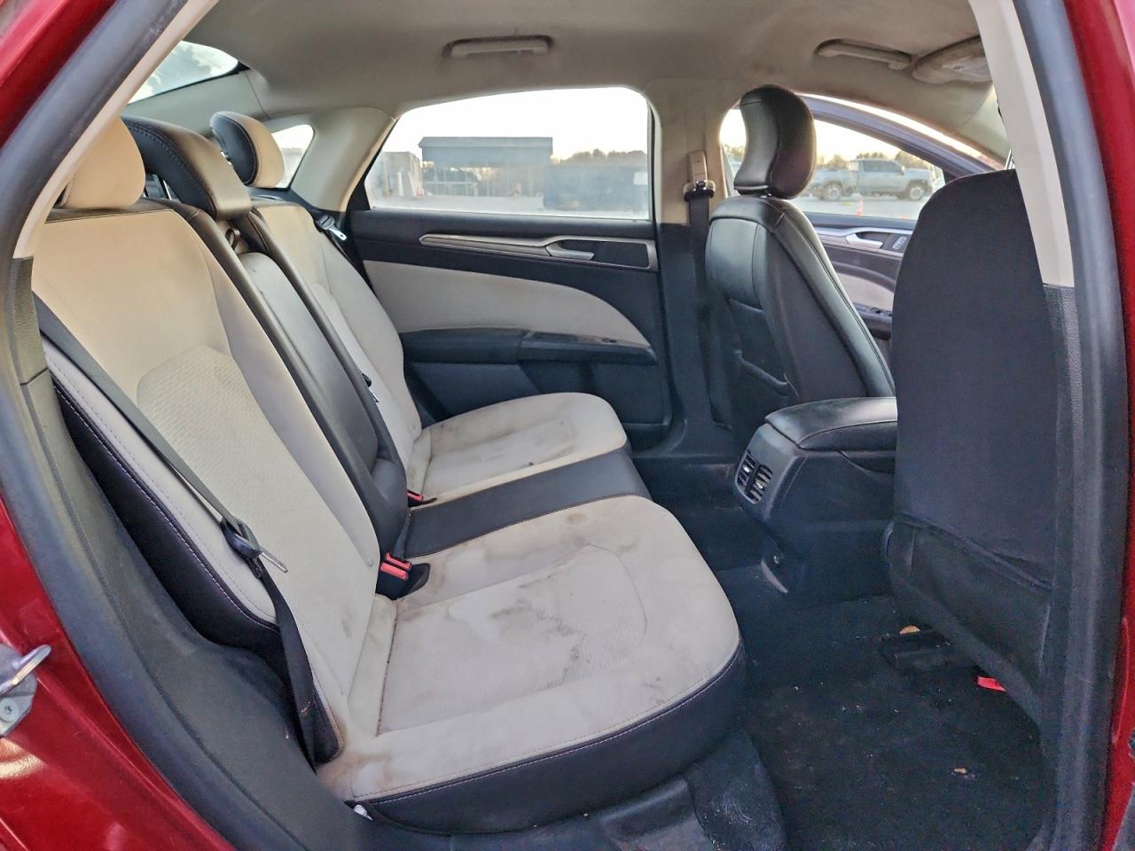 2019 FORD FUSION SE photo 10