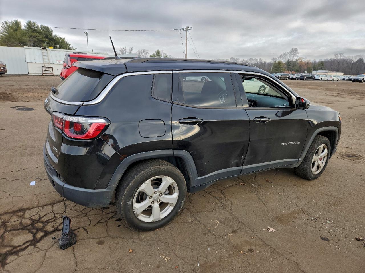2017 JEEP COMPASS LATITUDE photo 3