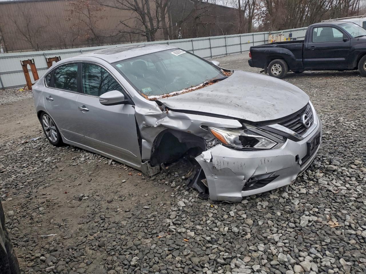 2016 NISSAN ALTIMA 2.5 photo 4