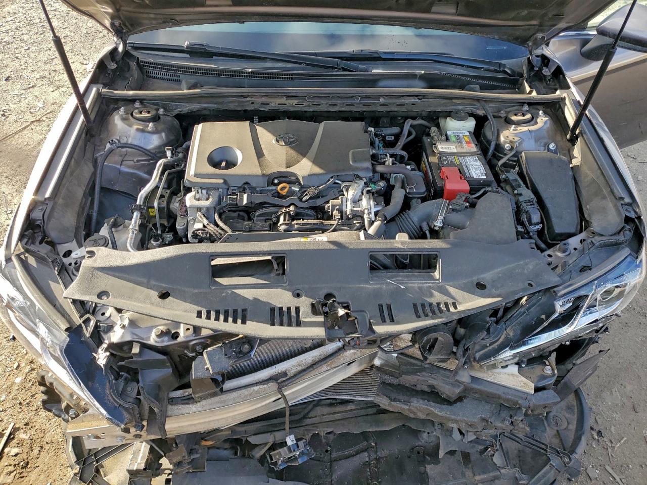 2018 TOYOTA CAMRY L photo 11