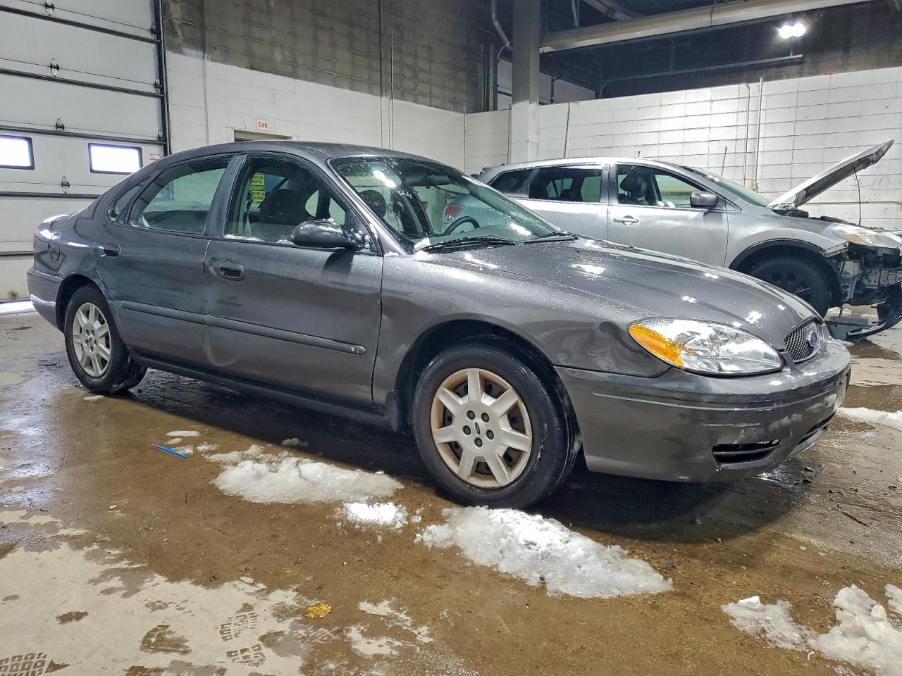 2005 FORD TAURUS SE photo 4