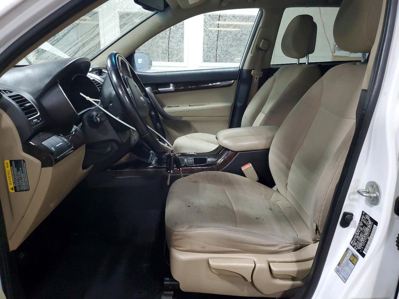 2014 KIA SORENTO LX photo 7
