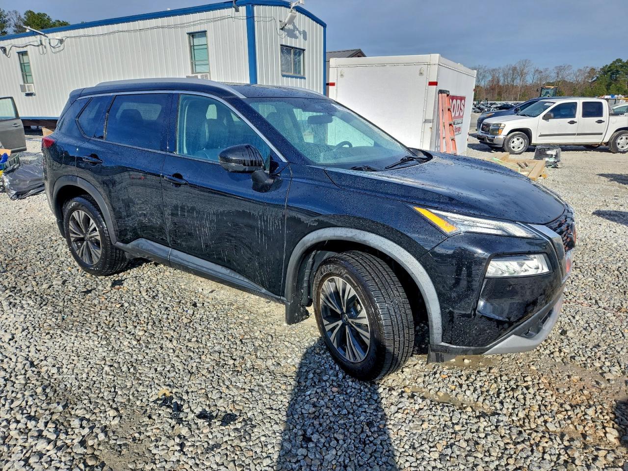 2021 NISSAN ROGUE SV photo 4