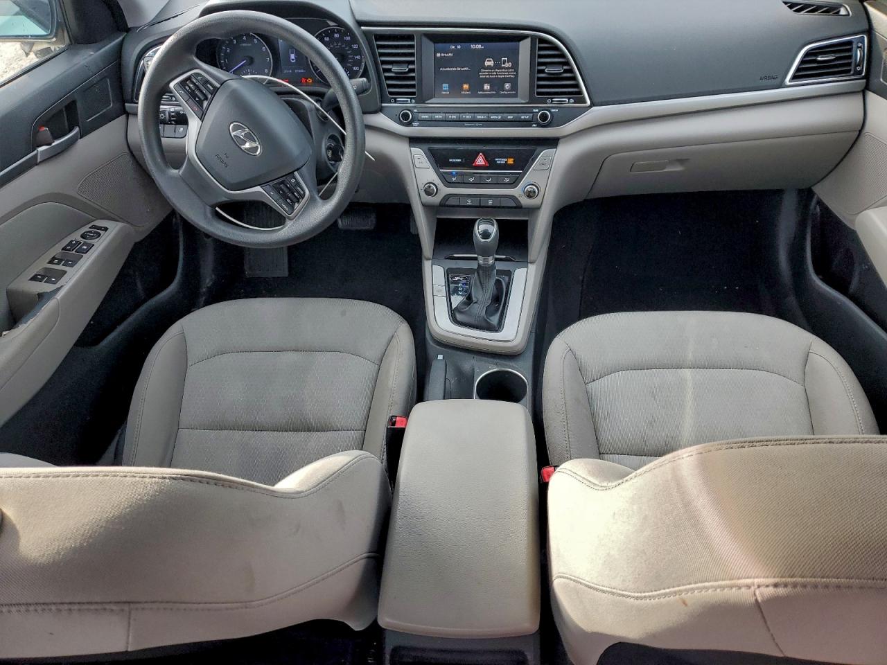 2018 HYUNDAI ELANTRA SEL photo 8