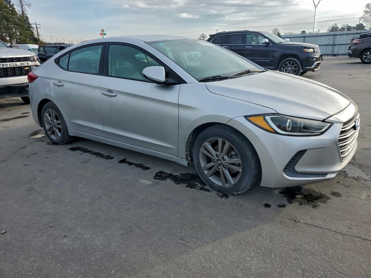 2018 HYUNDAI ELANTRA SEL photo 4