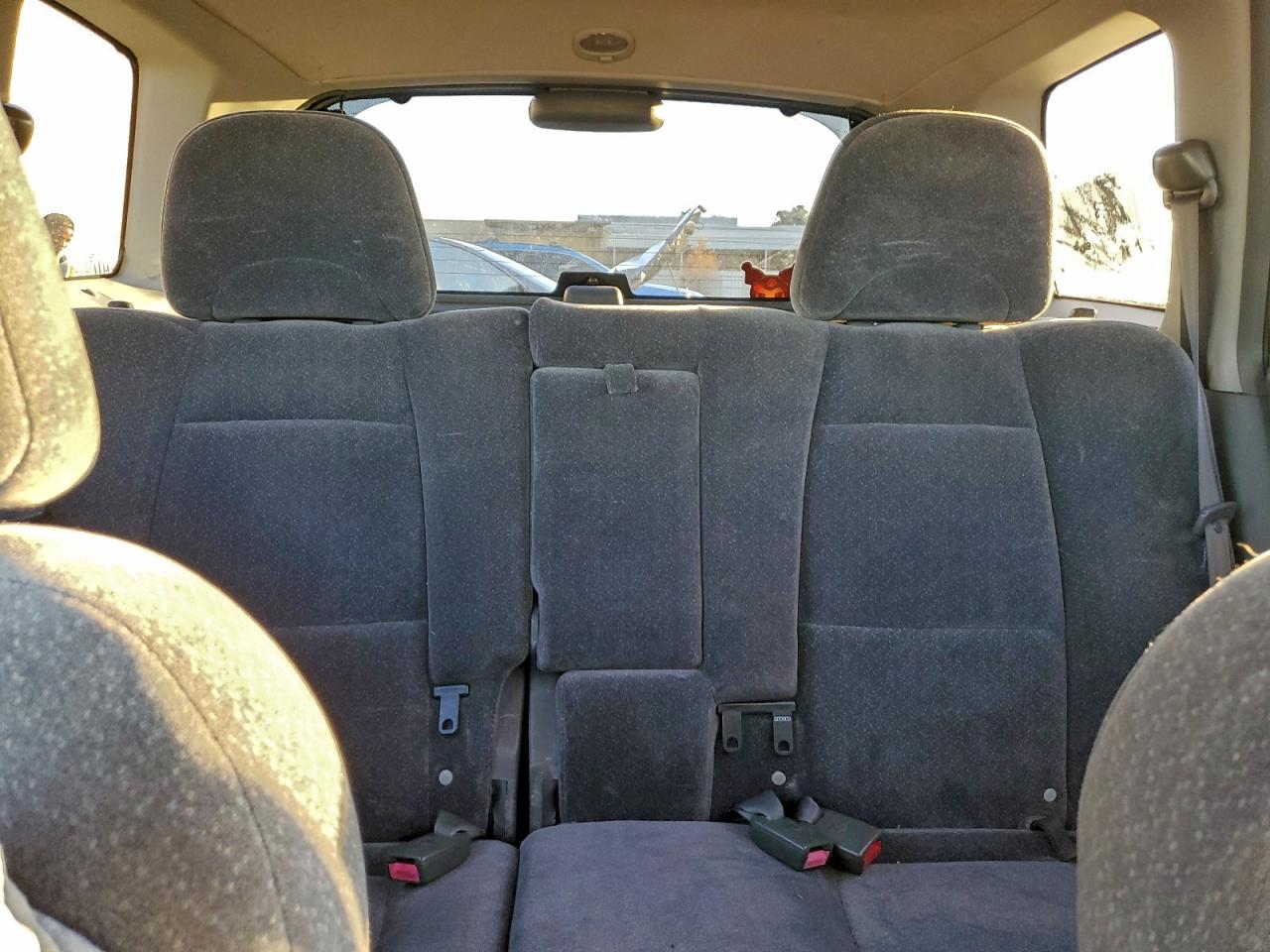 2004 HYUNDAI SANTA FE GLS photo 10