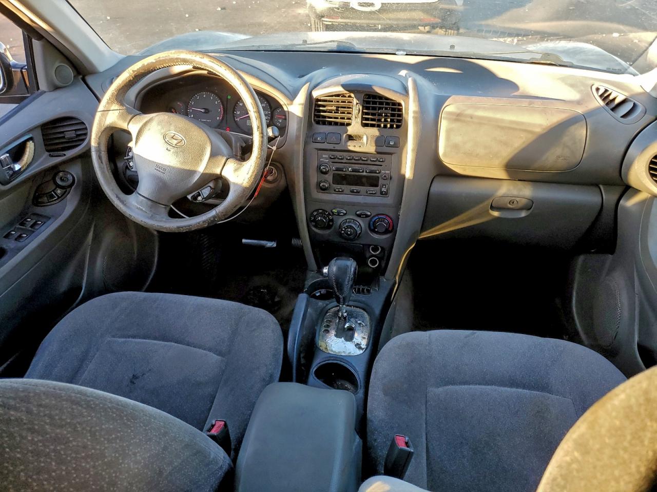 2004 HYUNDAI SANTA FE GLS photo 8