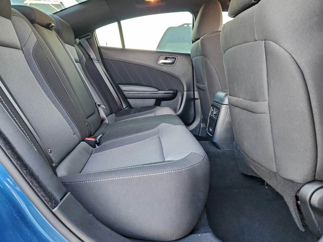 2020 DODGE CHARGER SXT photo 10