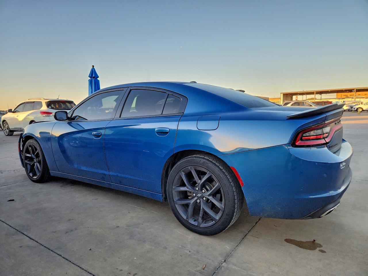2020 DODGE CHARGER SXT photo 2
