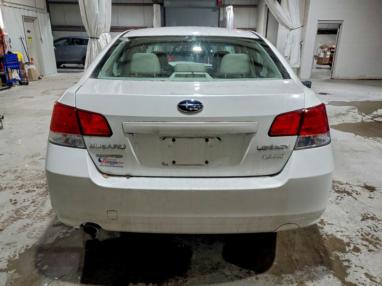 2013 SUBARU LEGACY 2.5I PREMIUM photo 6