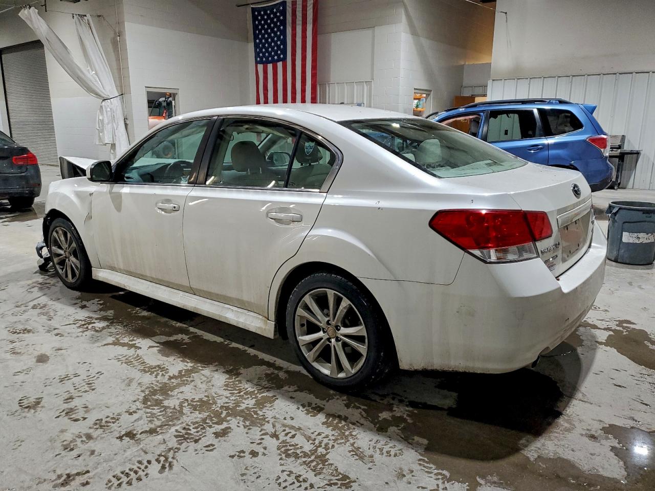 2013 SUBARU LEGACY 2.5I PREMIUM photo 2