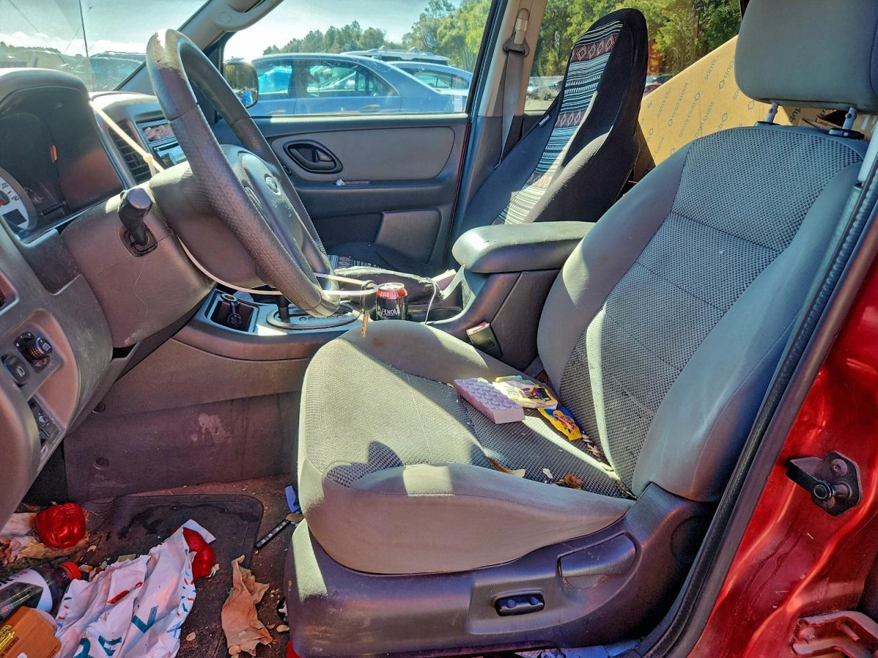 2005 FORD ESCAPE XLT photo 7