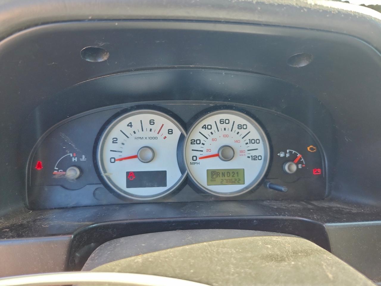 2005 FORD ESCAPE XLT photo 9