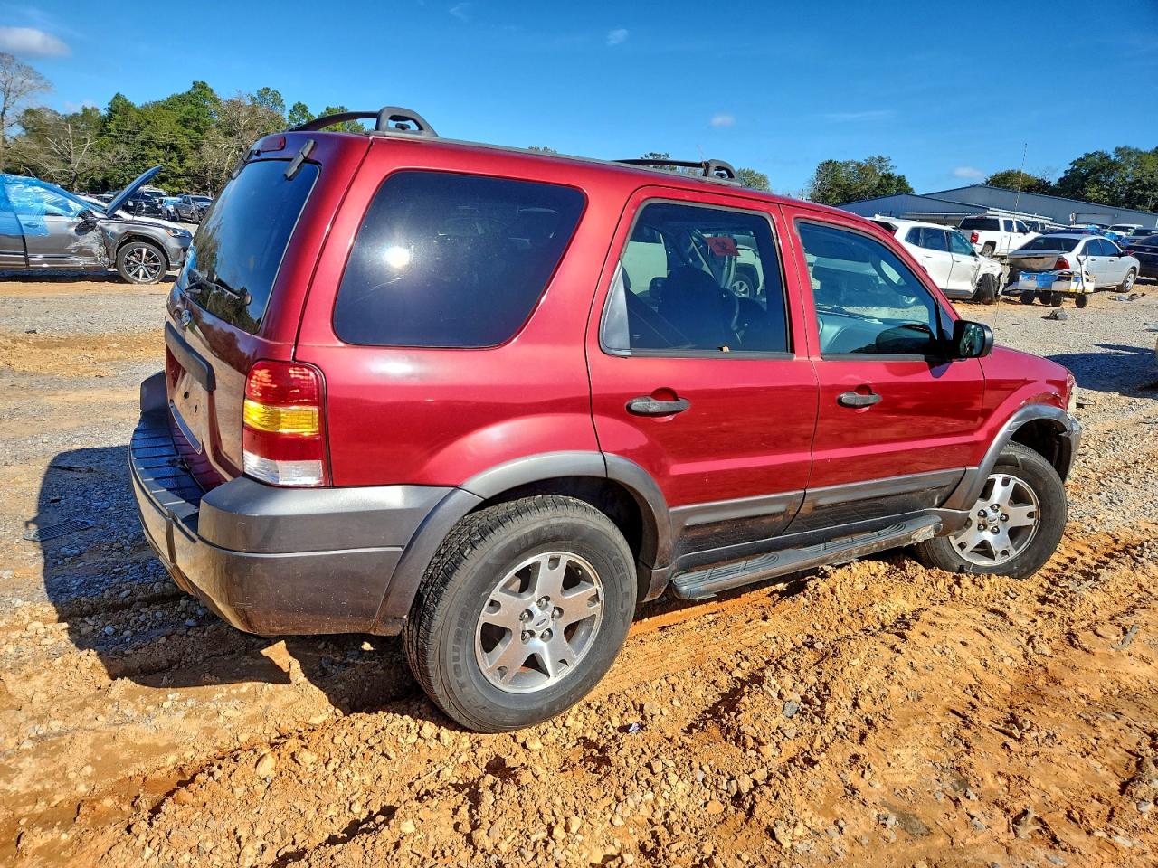 2005 FORD ESCAPE XLT photo 3