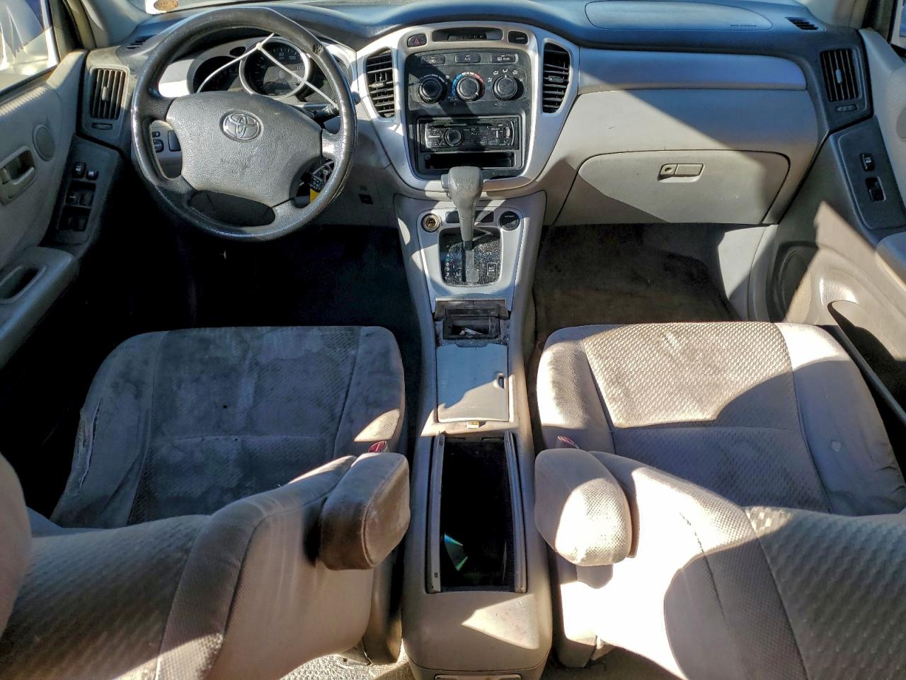 2005 TOYOTA HIGHLANDER LIMITED photo 8