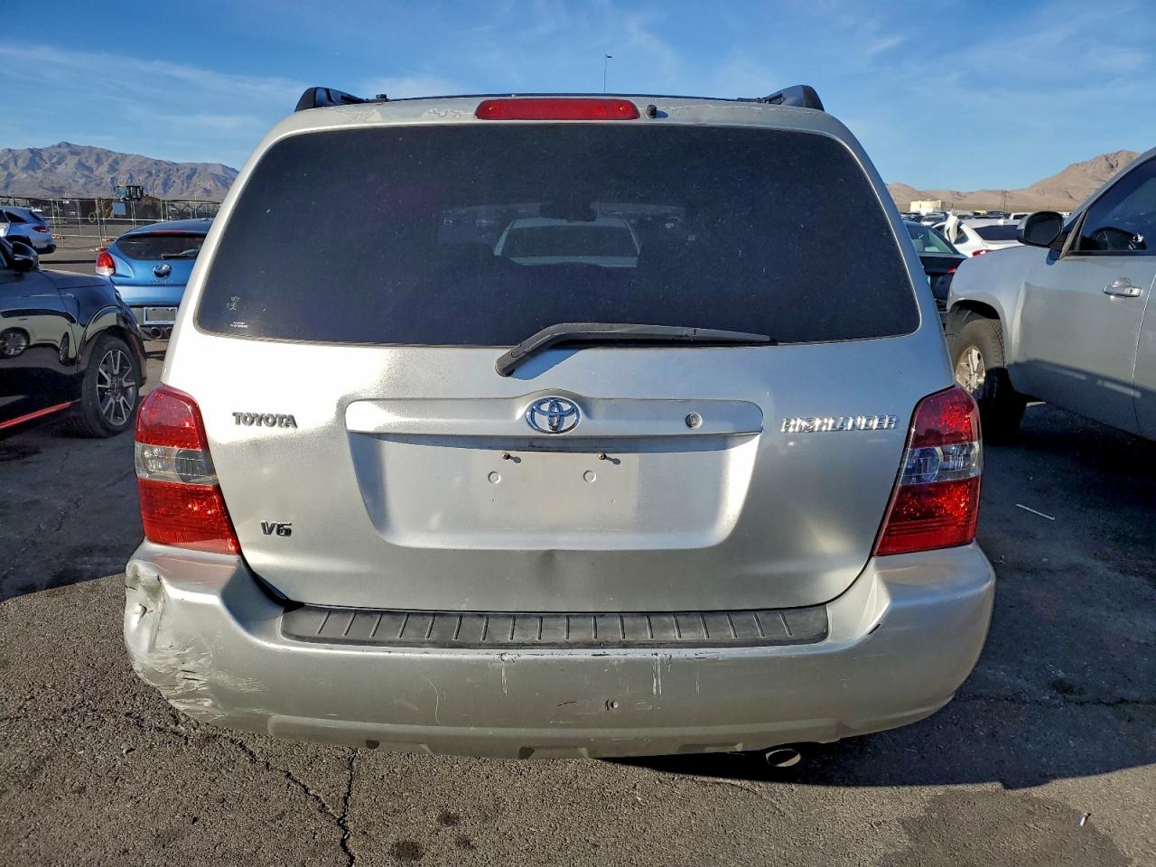 2005 TOYOTA HIGHLANDER LIMITED photo 6