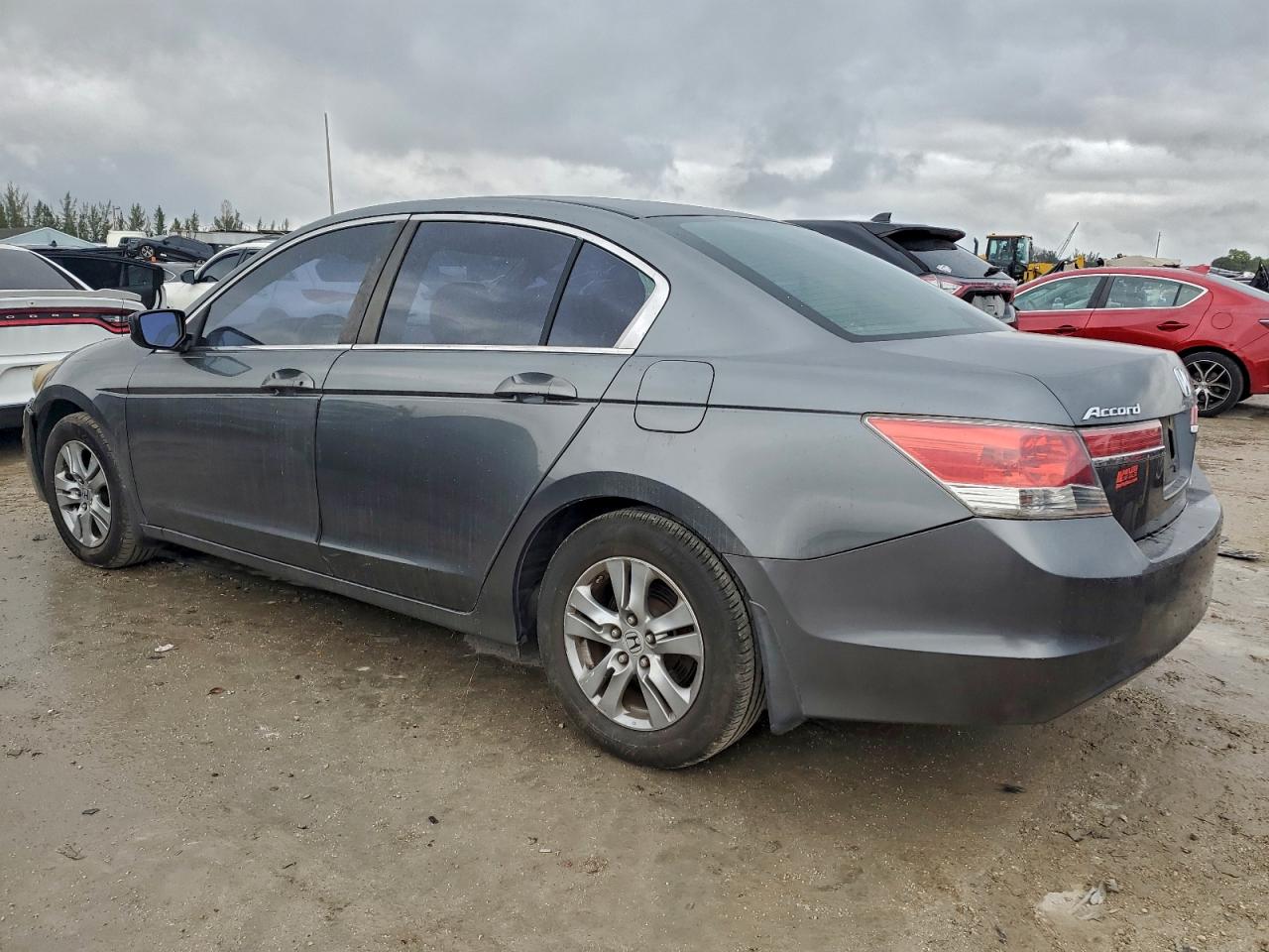 2011 HONDA ACCORD SE photo 2