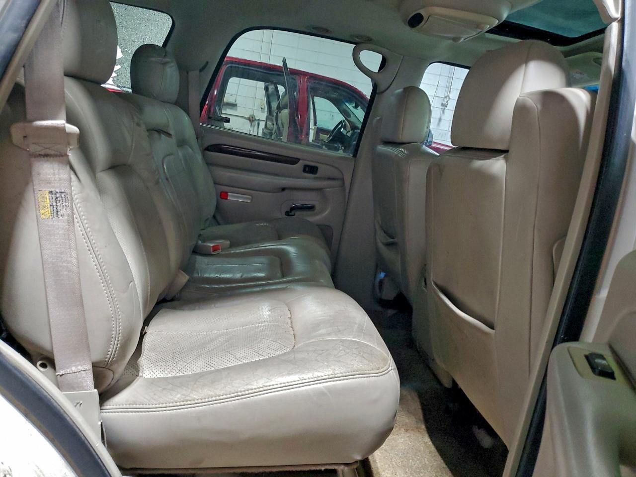 2002 CADILLAC ESCALADE LUXURY photo 11