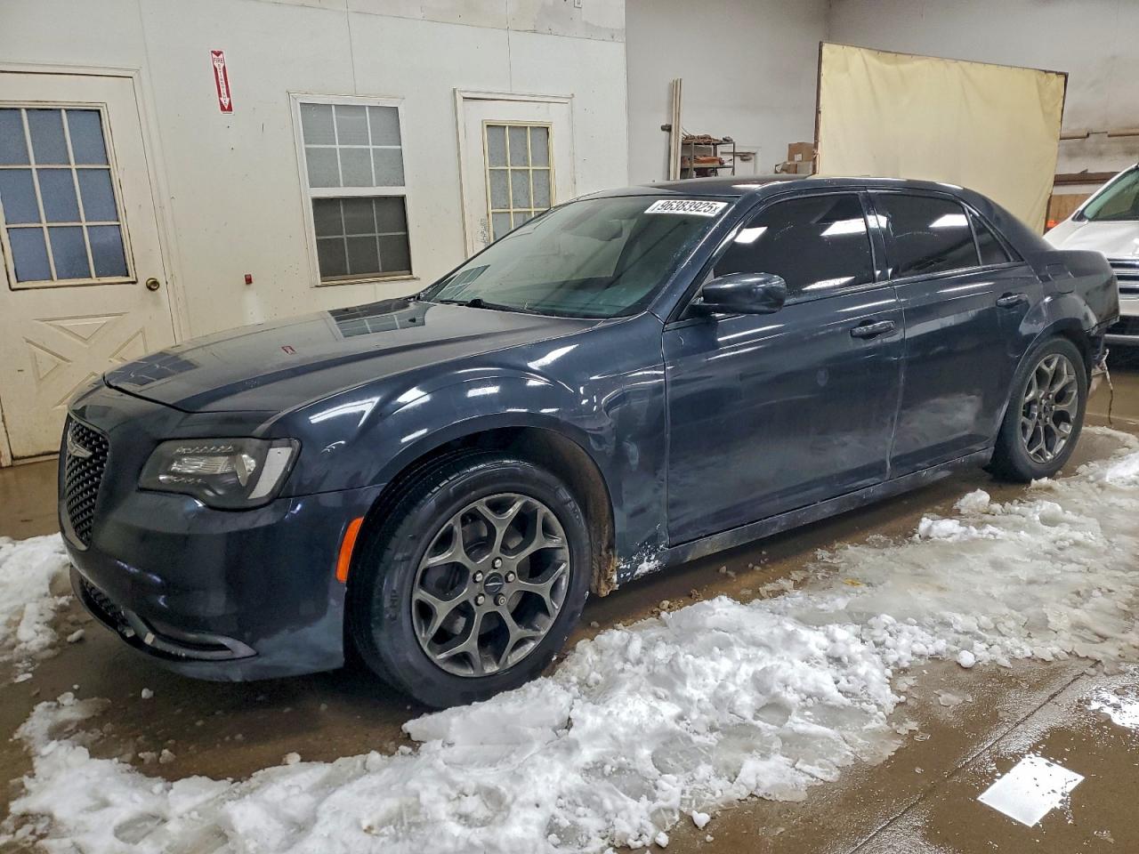 2016 CHRYSLER 300