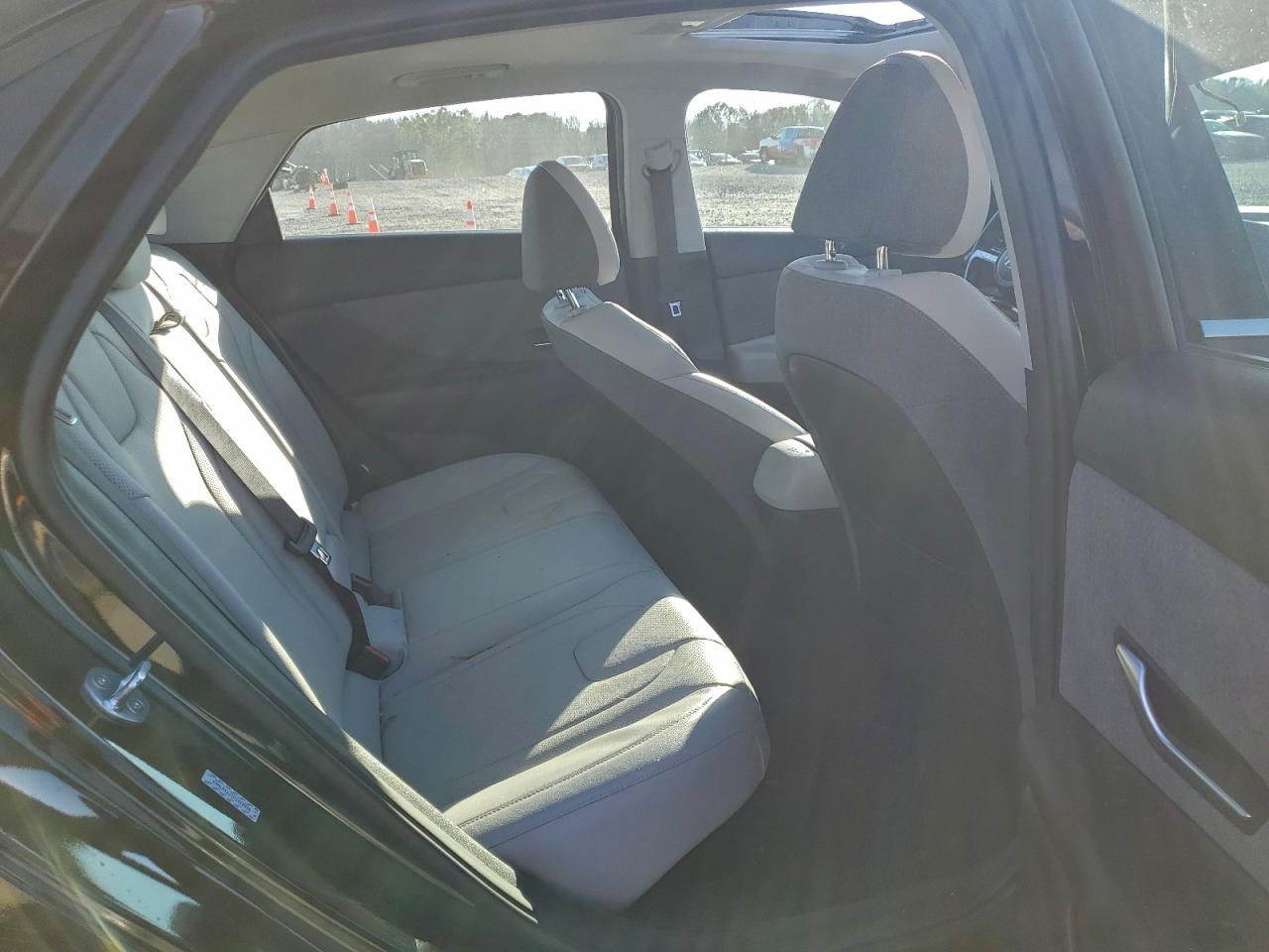 2023 HYUNDAI ELANTRA LIMITED photo 10