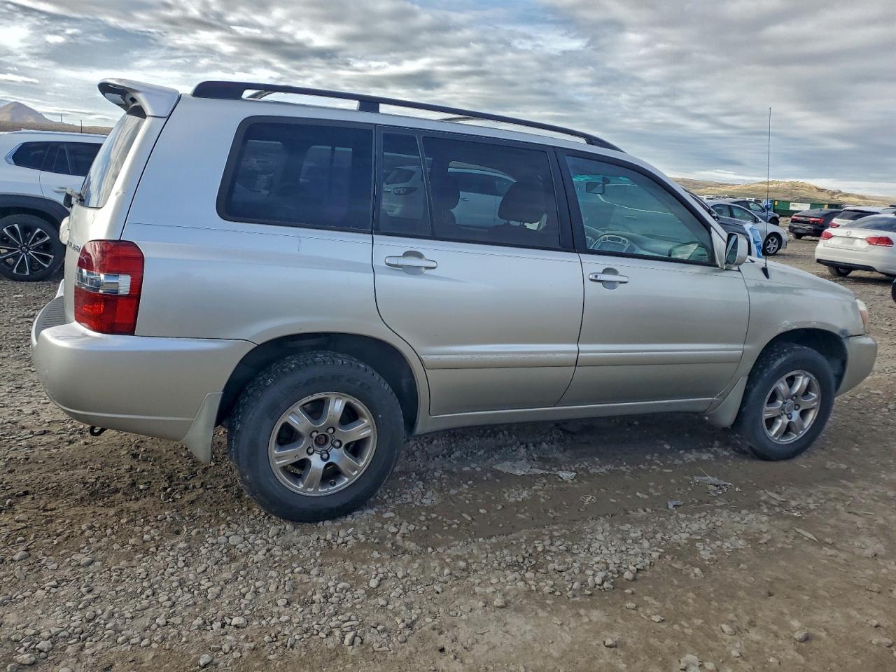 2007 TOYOTA HIGHLANDER SPORT photo 3