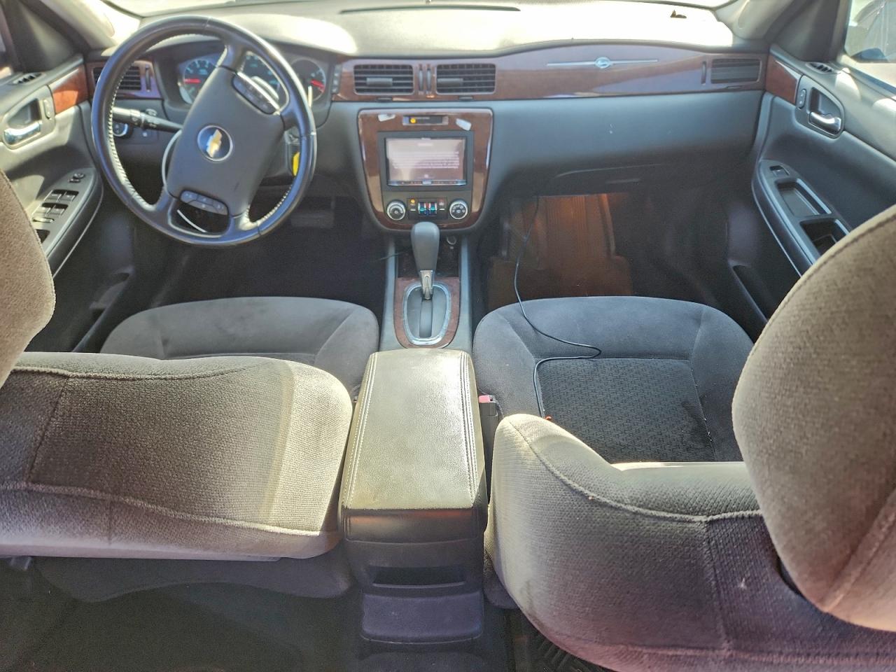2011 CHEVROLET IMPALA LT photo 8