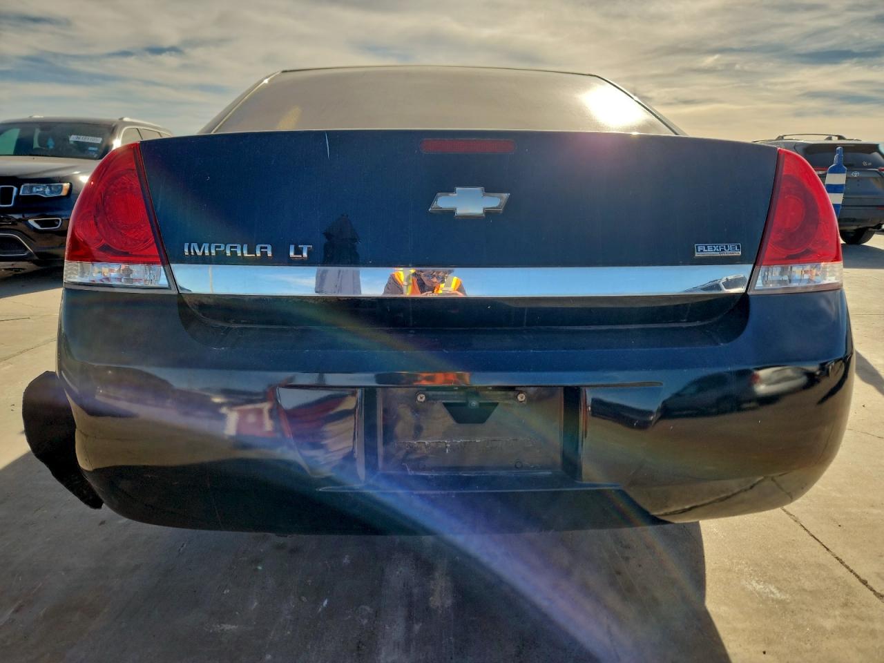 2011 CHEVROLET IMPALA LT photo 6