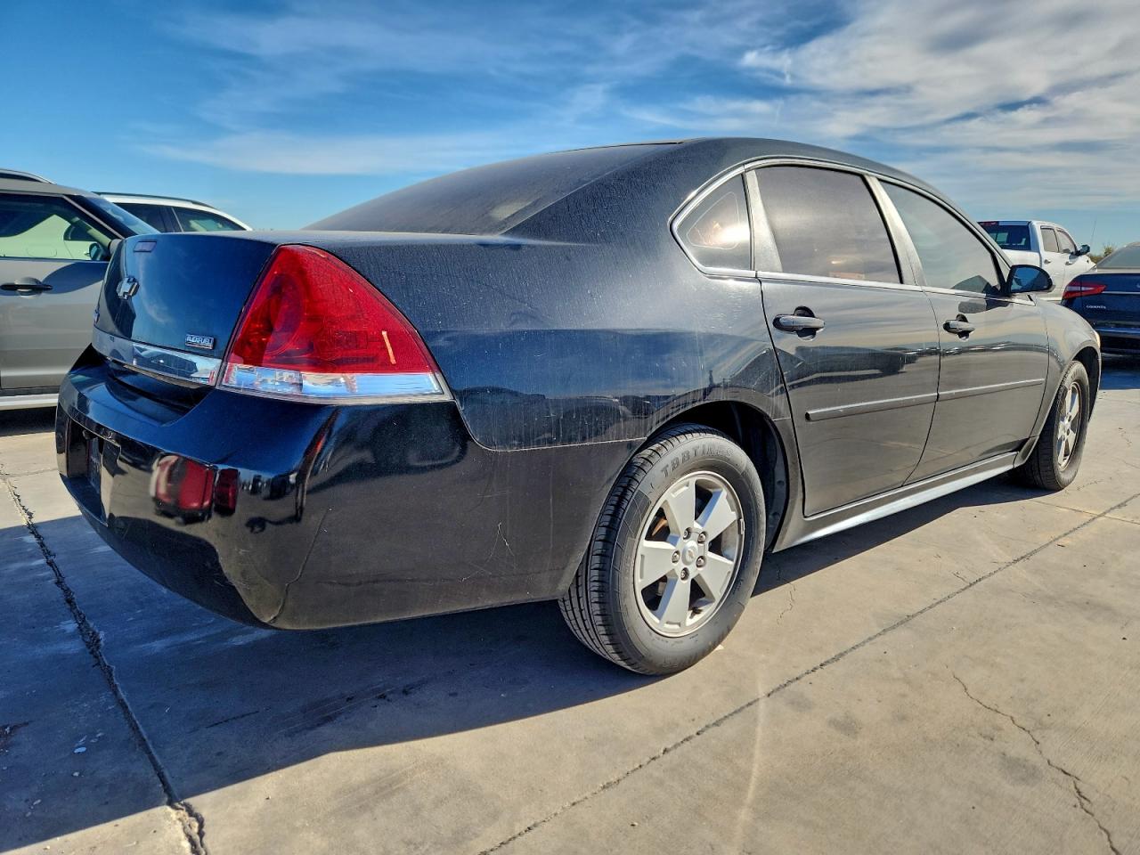 2011 CHEVROLET IMPALA LT photo 3