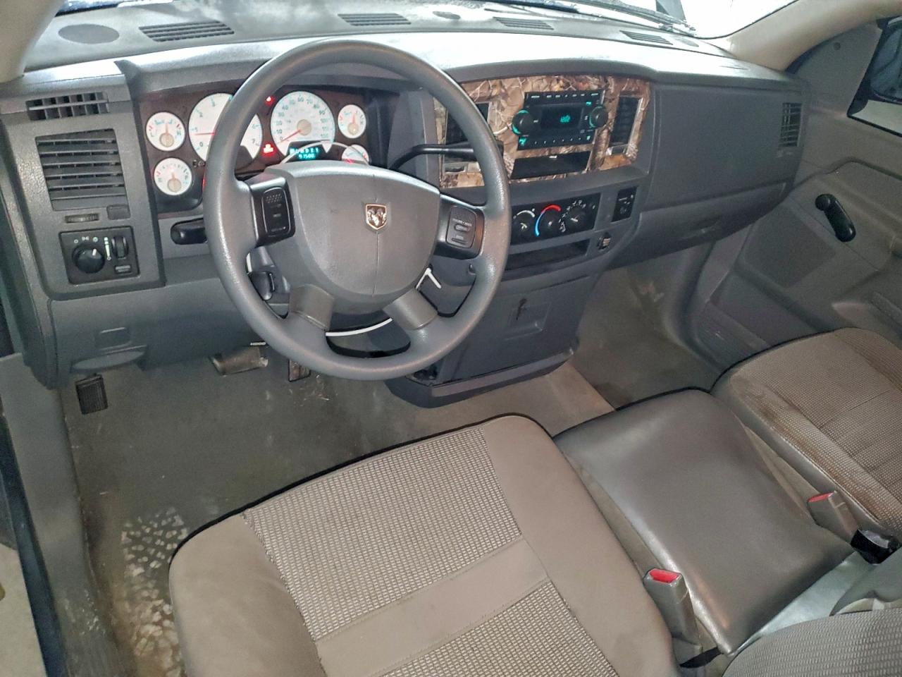 2006 DODGE RAM 1500 ST photo 8