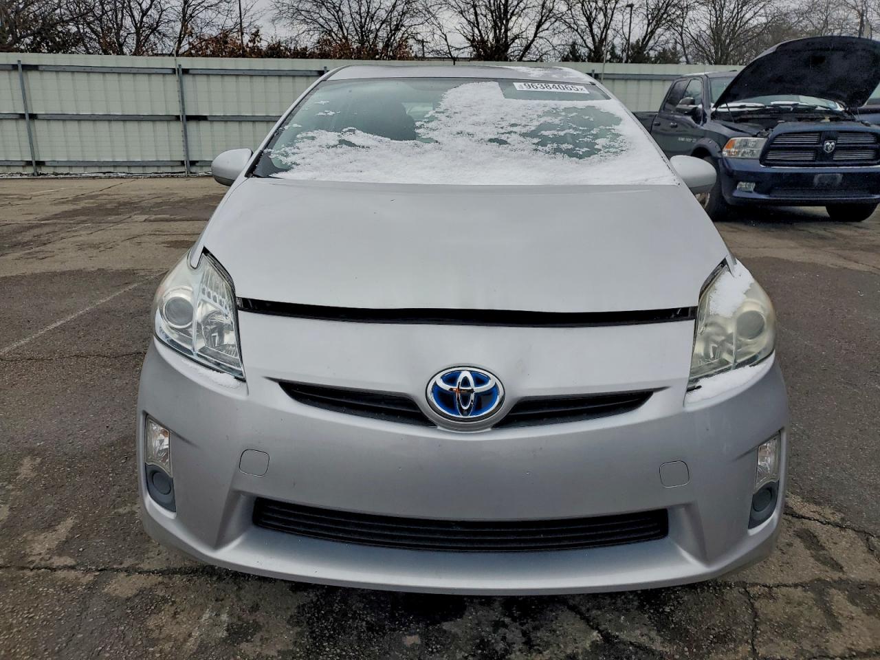 2011 TOYOTA PRIUS photo 5
