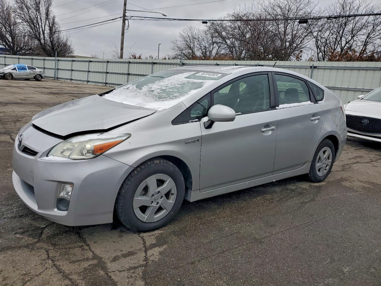 2011 TOYOTA PRIUS
