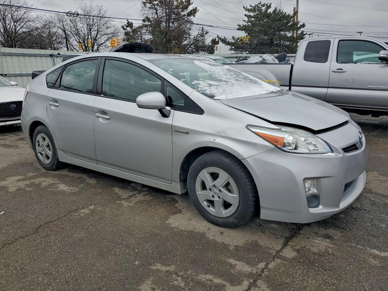 2011 TOYOTA PRIUS photo 4