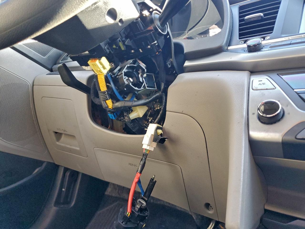 2017 HYUNDAI ELANTRA SE photo 34