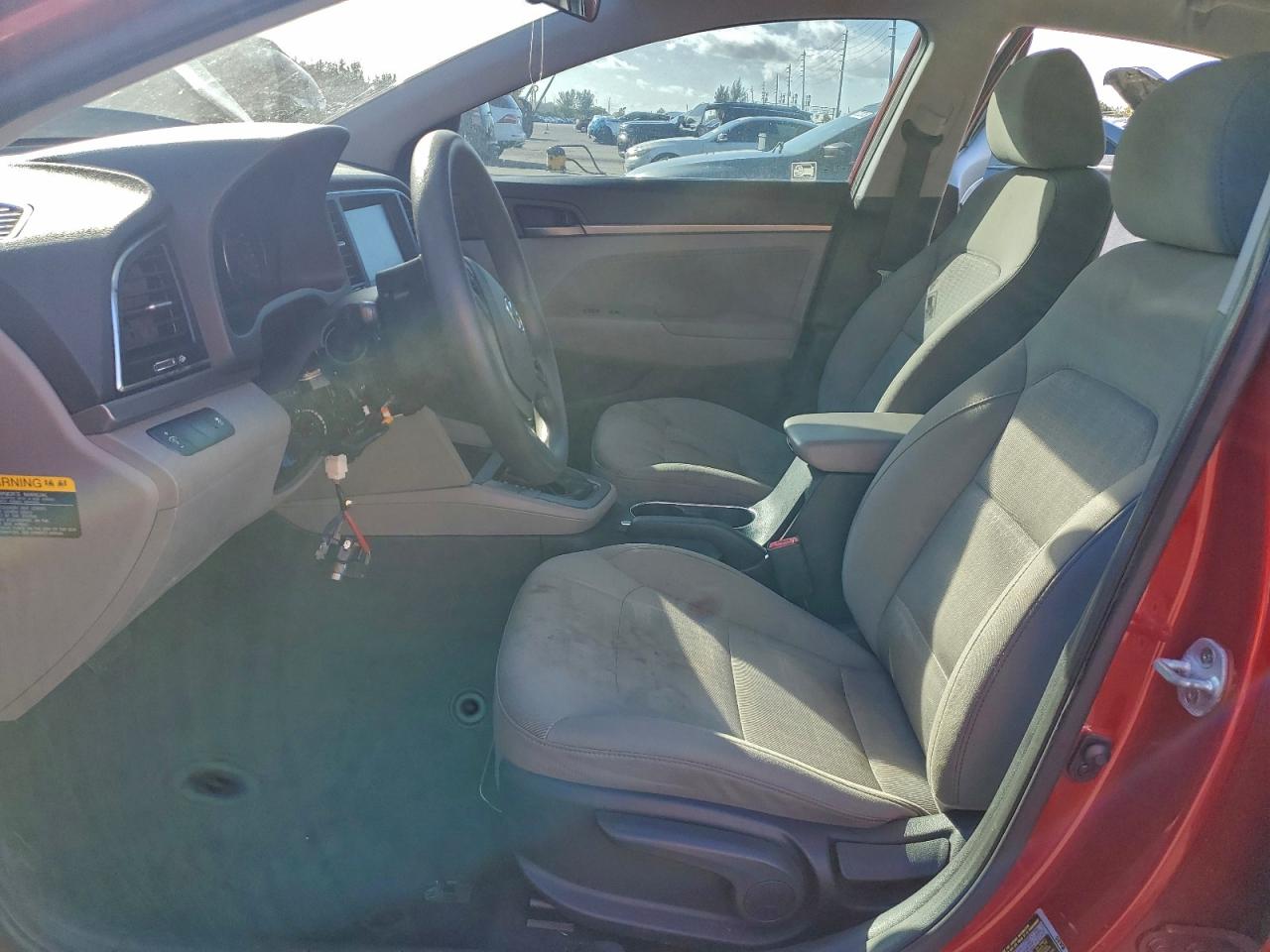 2017 HYUNDAI ELANTRA SE photo 19