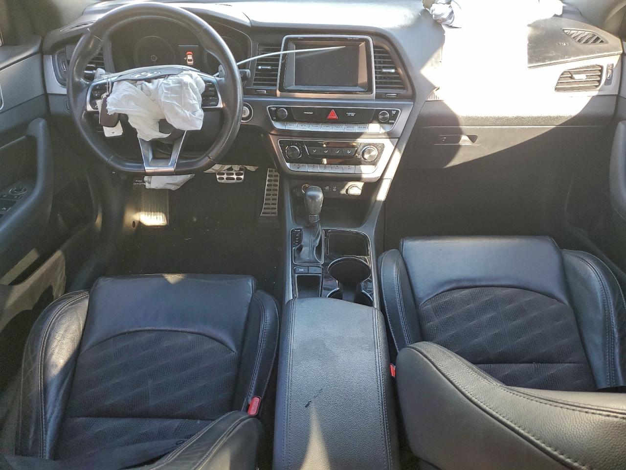 2018 HYUNDAI SONATA SPORT photo 8