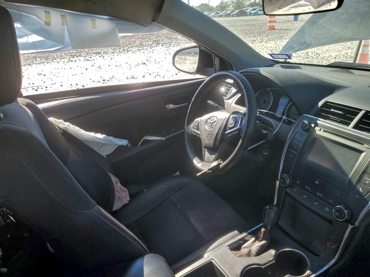 2017 TOYOTA CAMRY LE photo 7